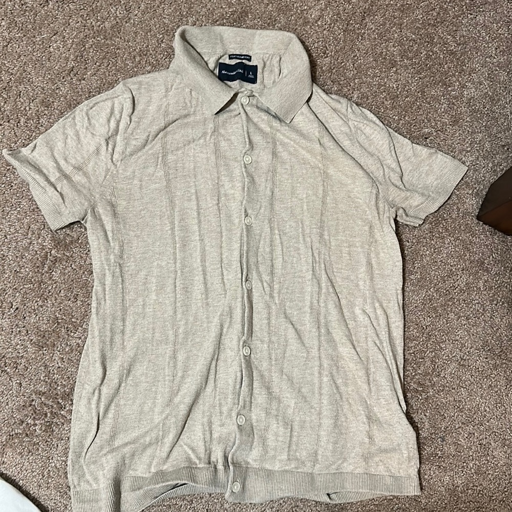 A&F Large Men’s featherweight polo